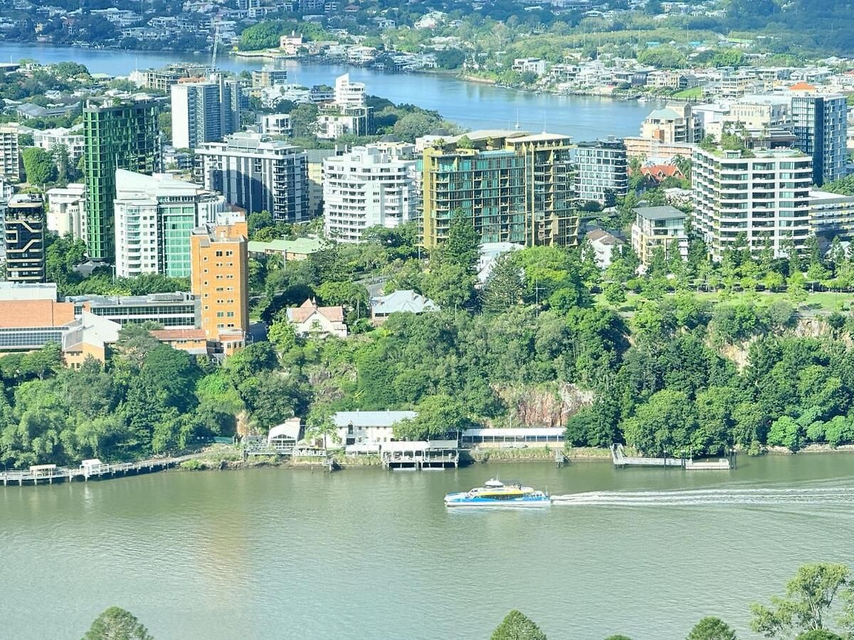 1 Bed And Sofa Bed Riverfront Retreat With Pool At Qwr Apartment Brisbane