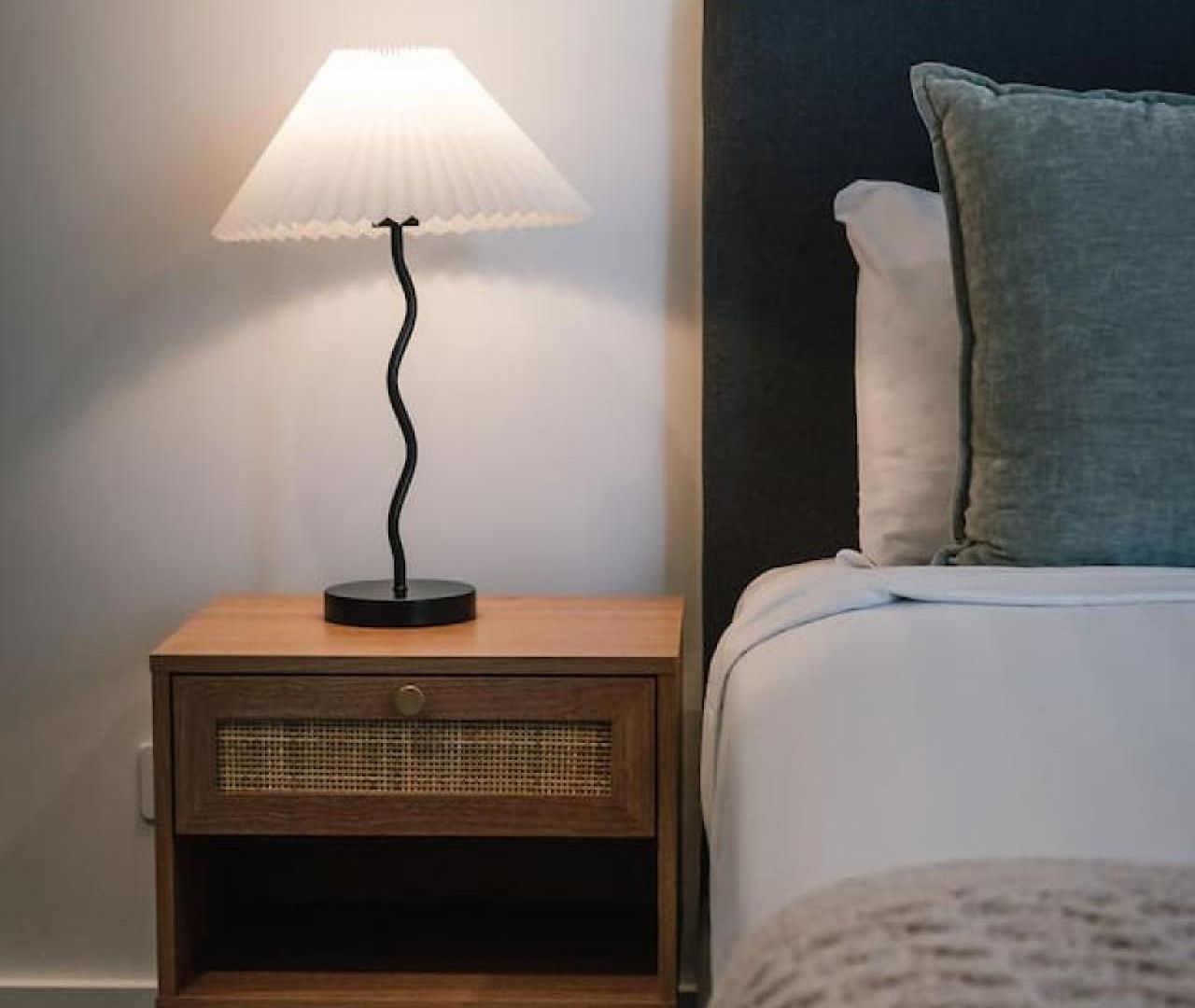 Apartment Ultimate Location Chic 2br Rooftop Pool N Parking