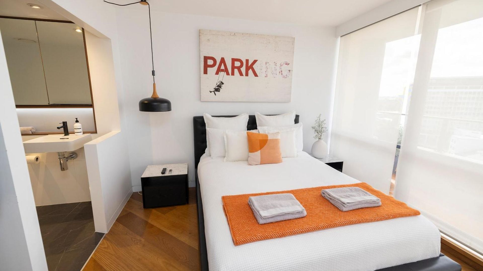 Luxury 2br - Skyline Views - Free Parking * Brisbane