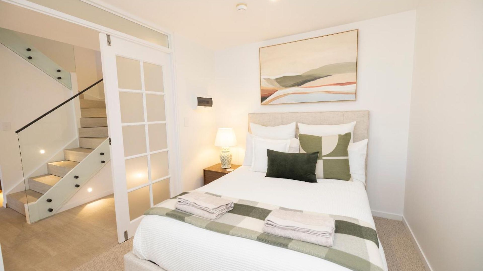 Luxury 3br- Skyhome Penthouse- Free Parking Brisbane