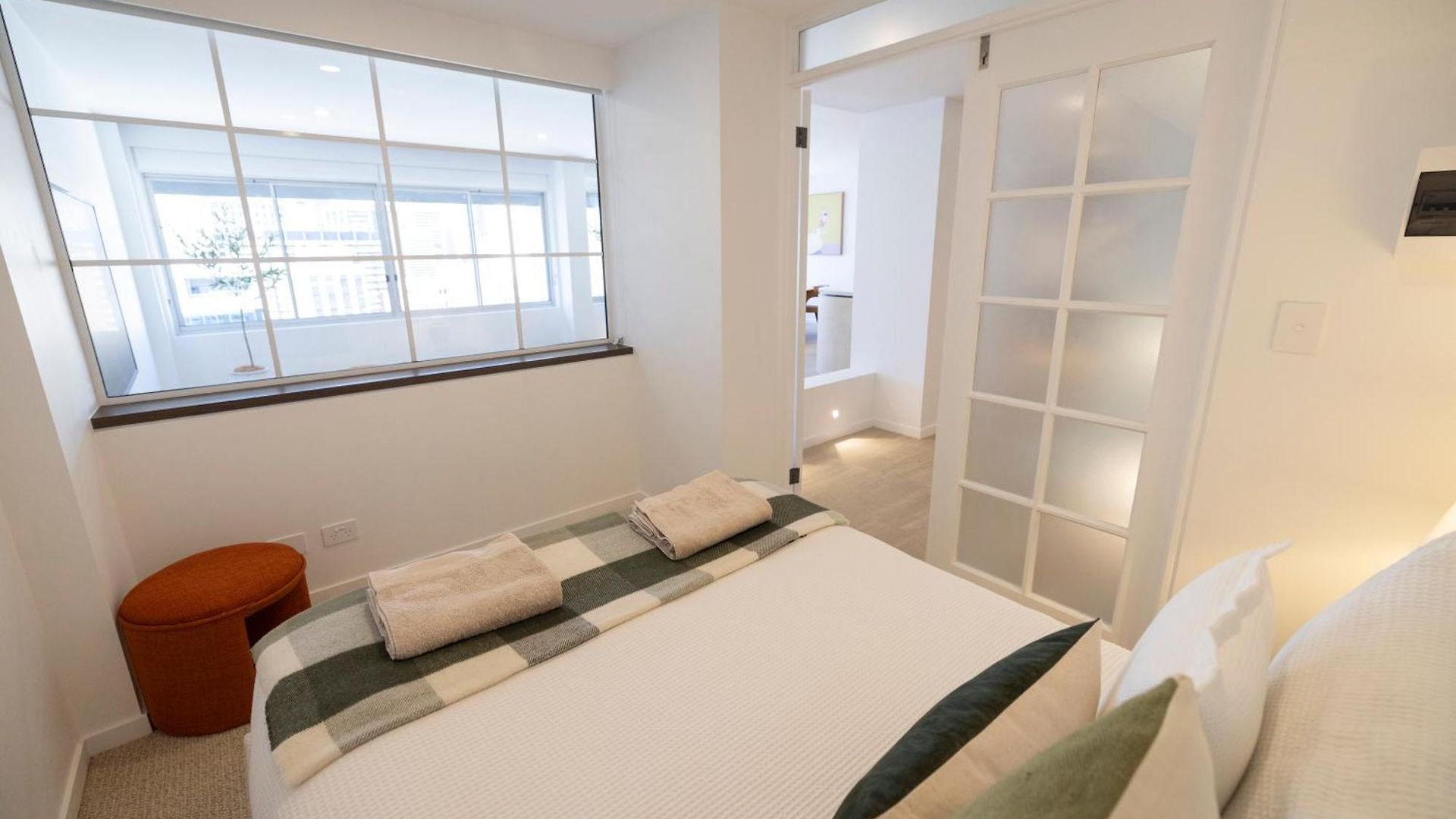 Luxury 3br- Skyhome Penthouse- Free Parking Brisbane