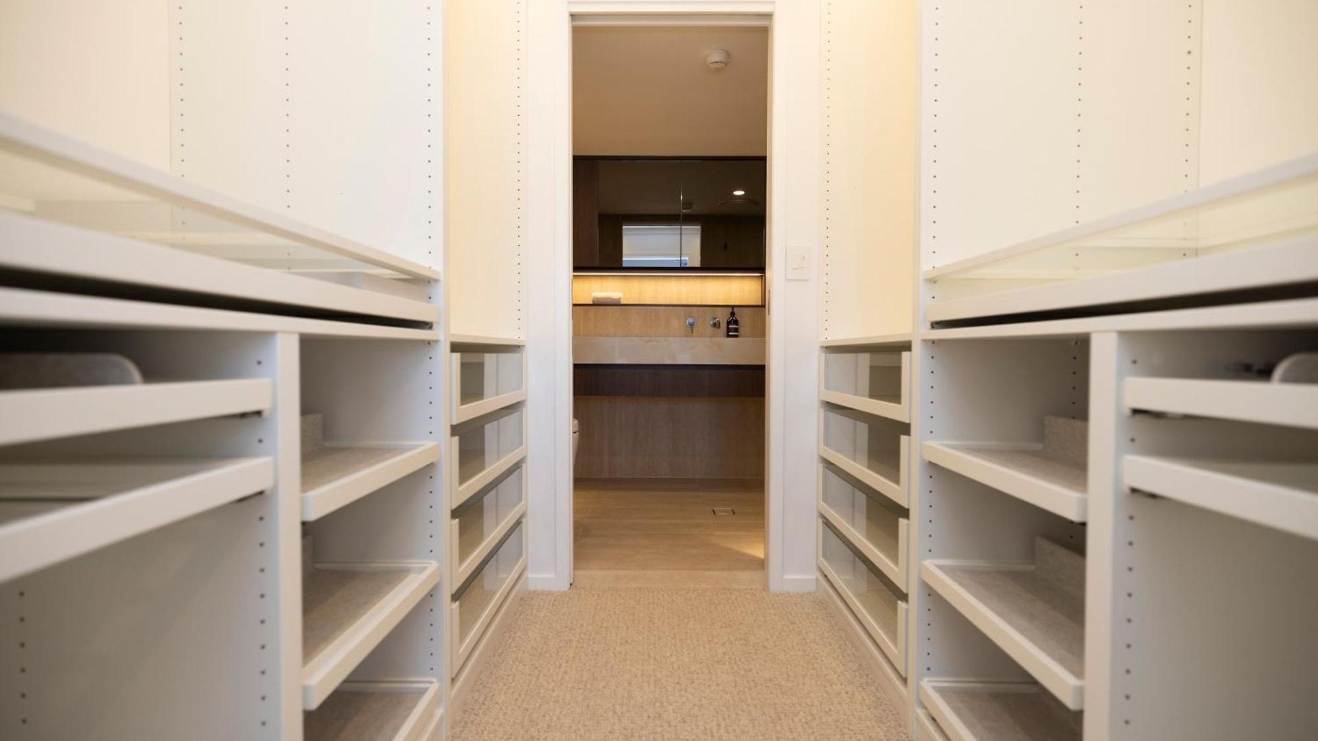 Luxury 3br- Skyhome Penthouse- Free Parking * Brisbane