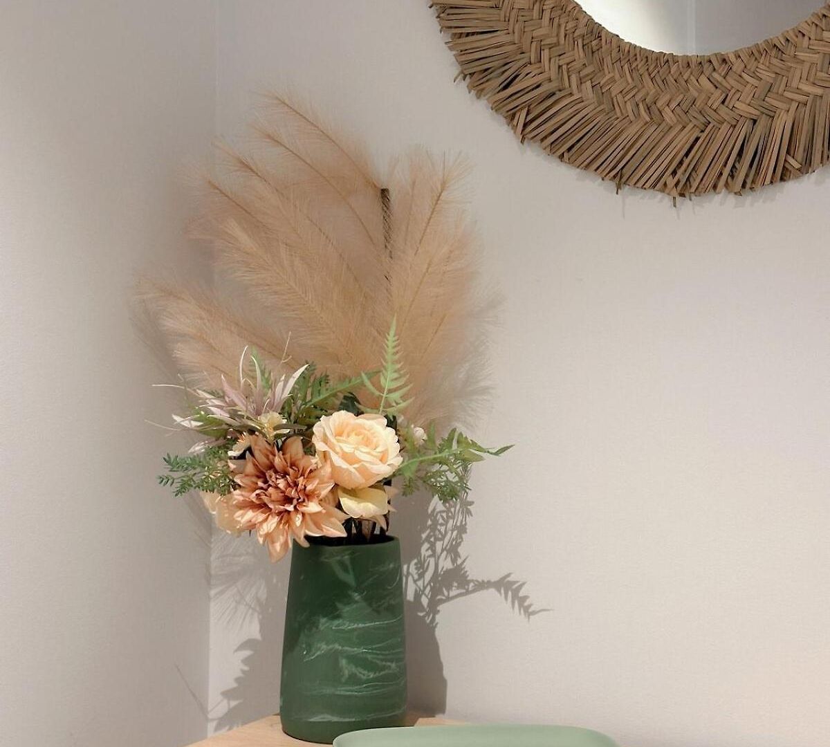 Boho Retreat - Walk To Gabba Stadium - Free Parking