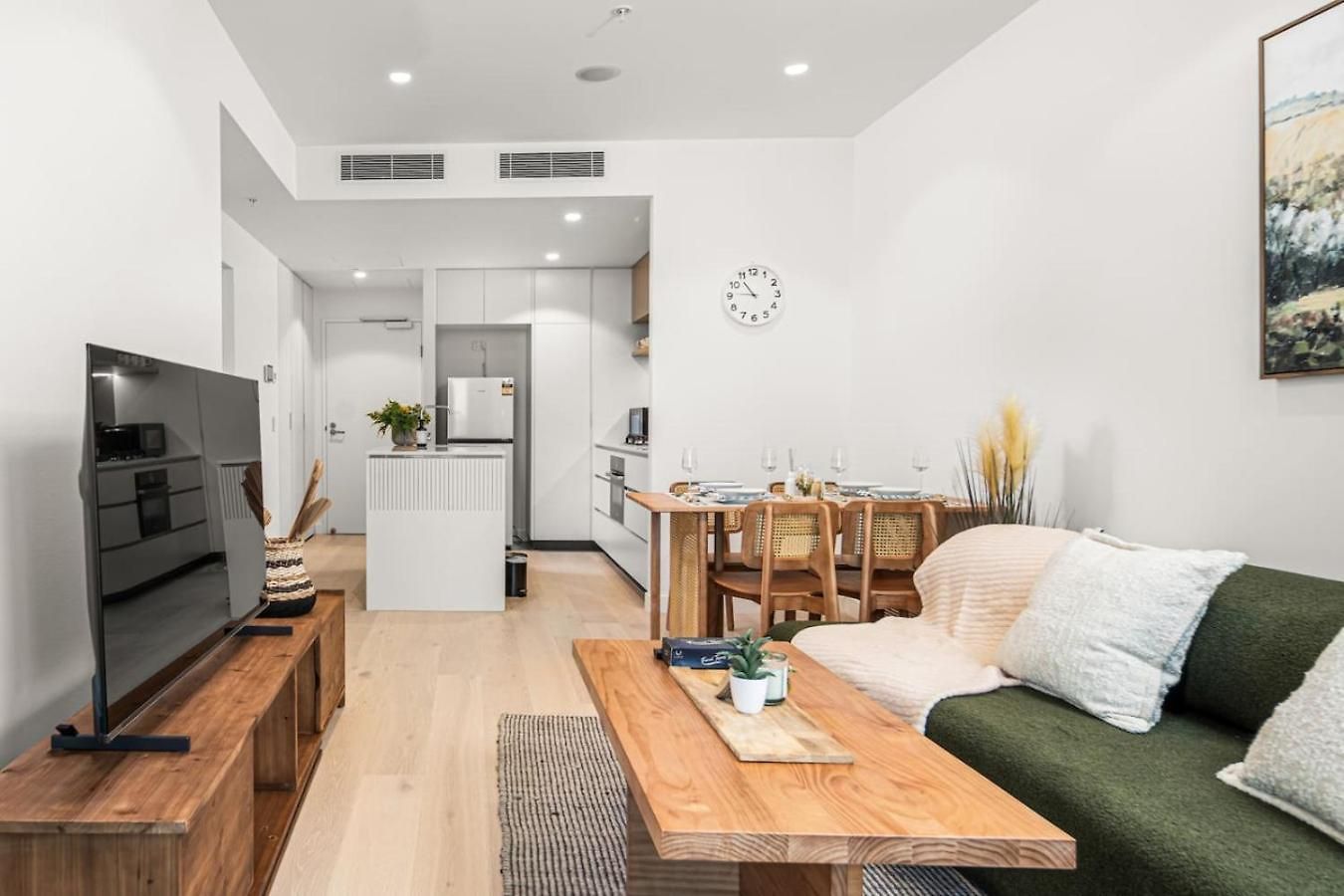 Modern 1br In Prime Queens Wharf Location Apartment Brisbane