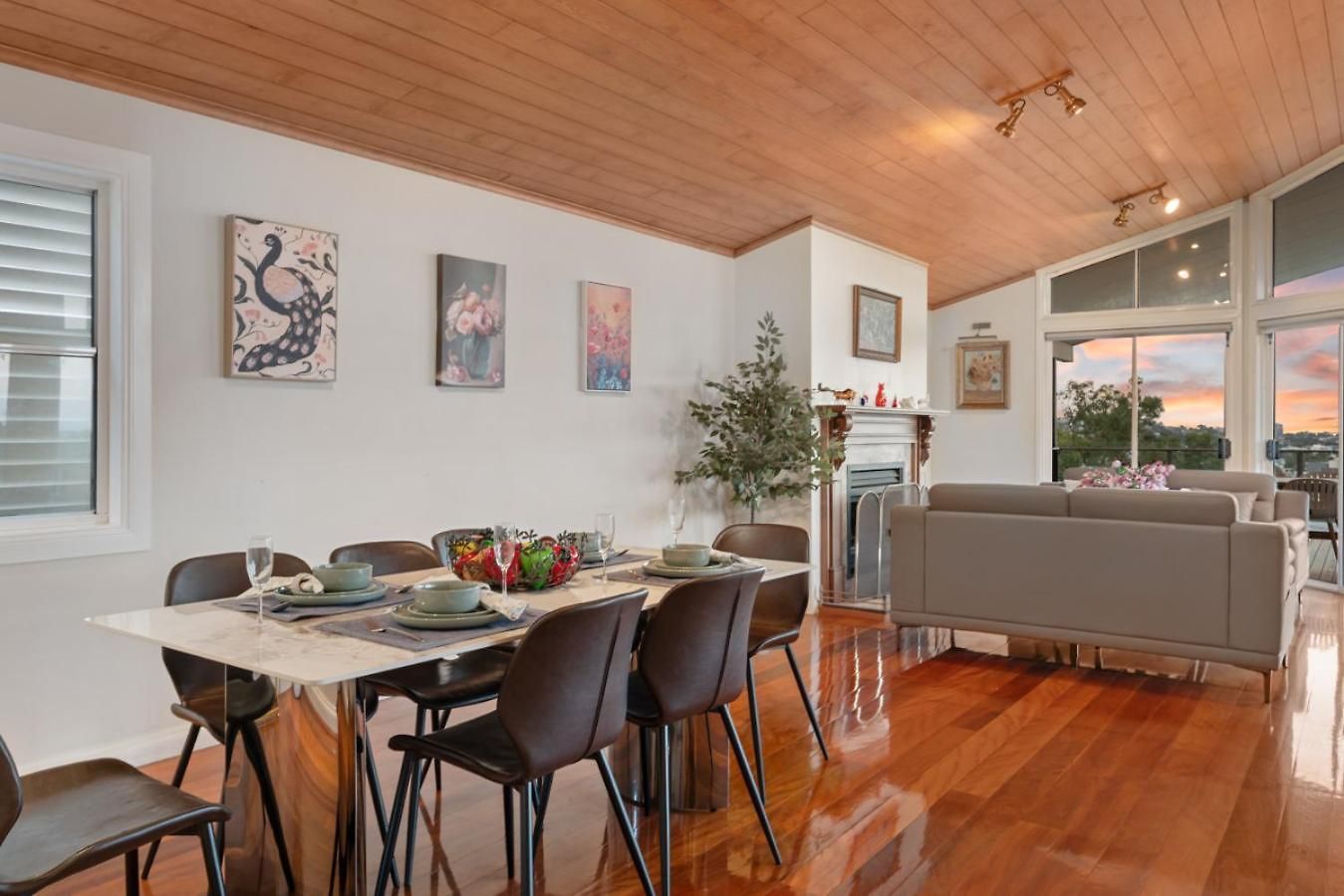 Holiday home A/c Throughout In Brisbane's Trendiest Suburb *