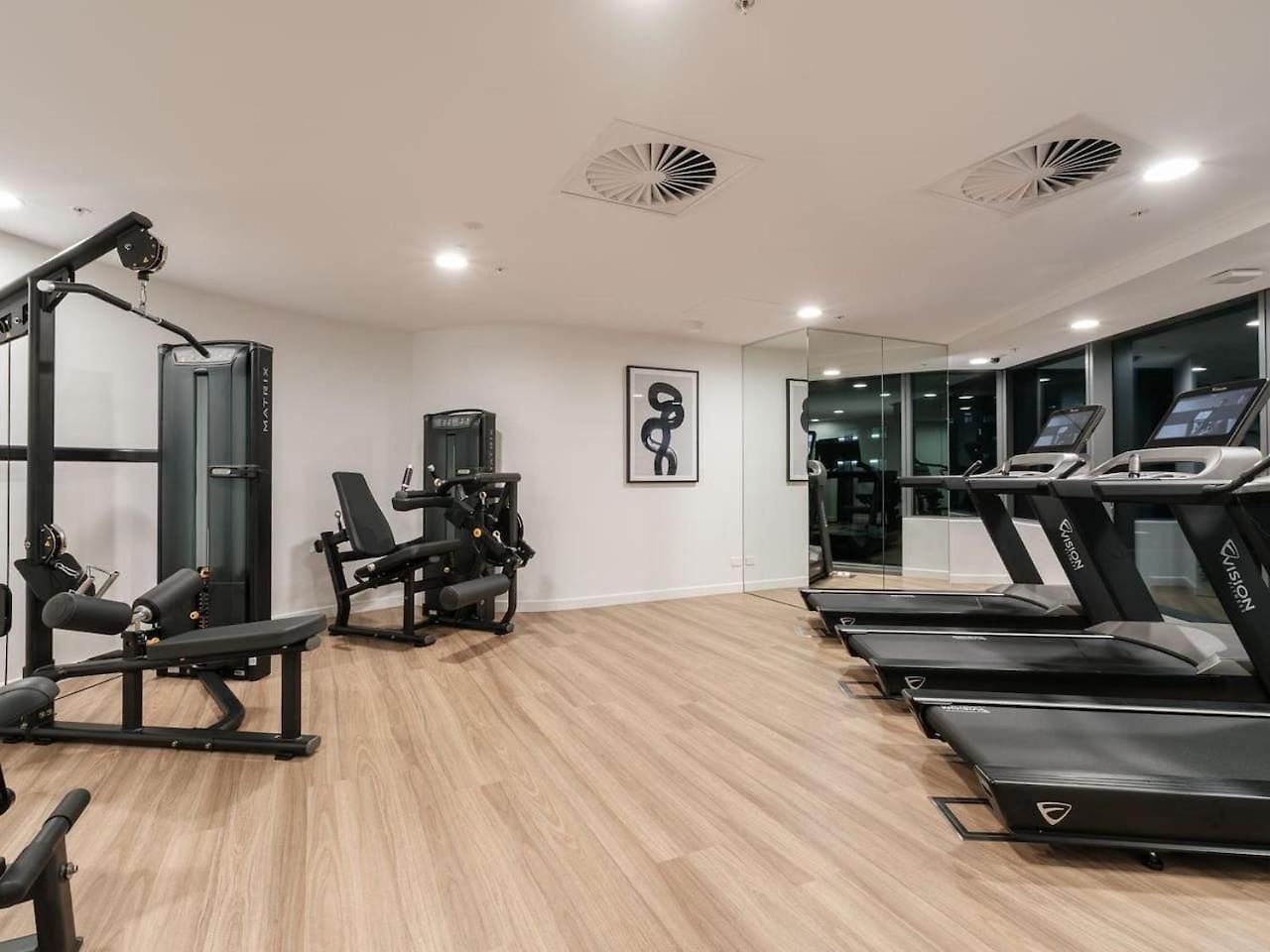 Apartment Sky Living & River Views In Queens Wharf Residences