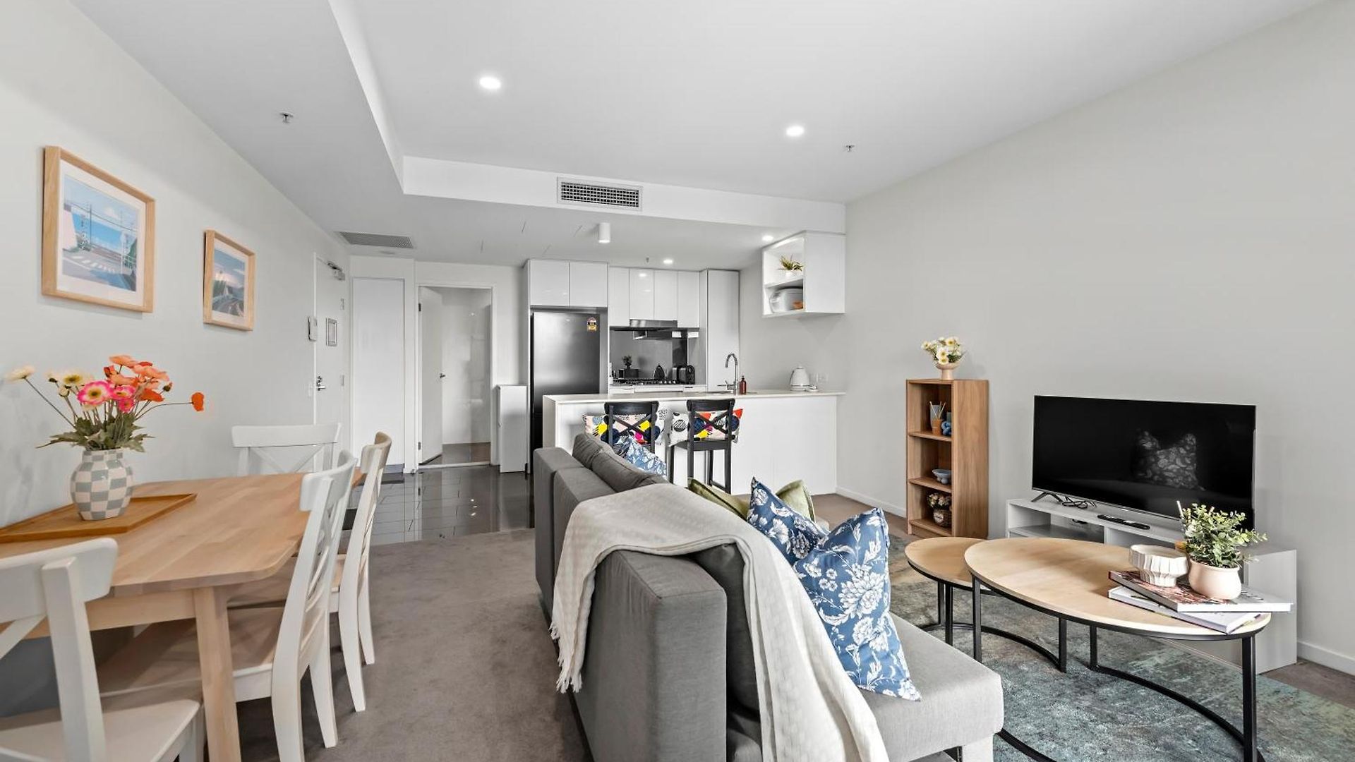 Stylish 1br - Lv26 With Mountain Views, Pool And Park Apartment Brisbane