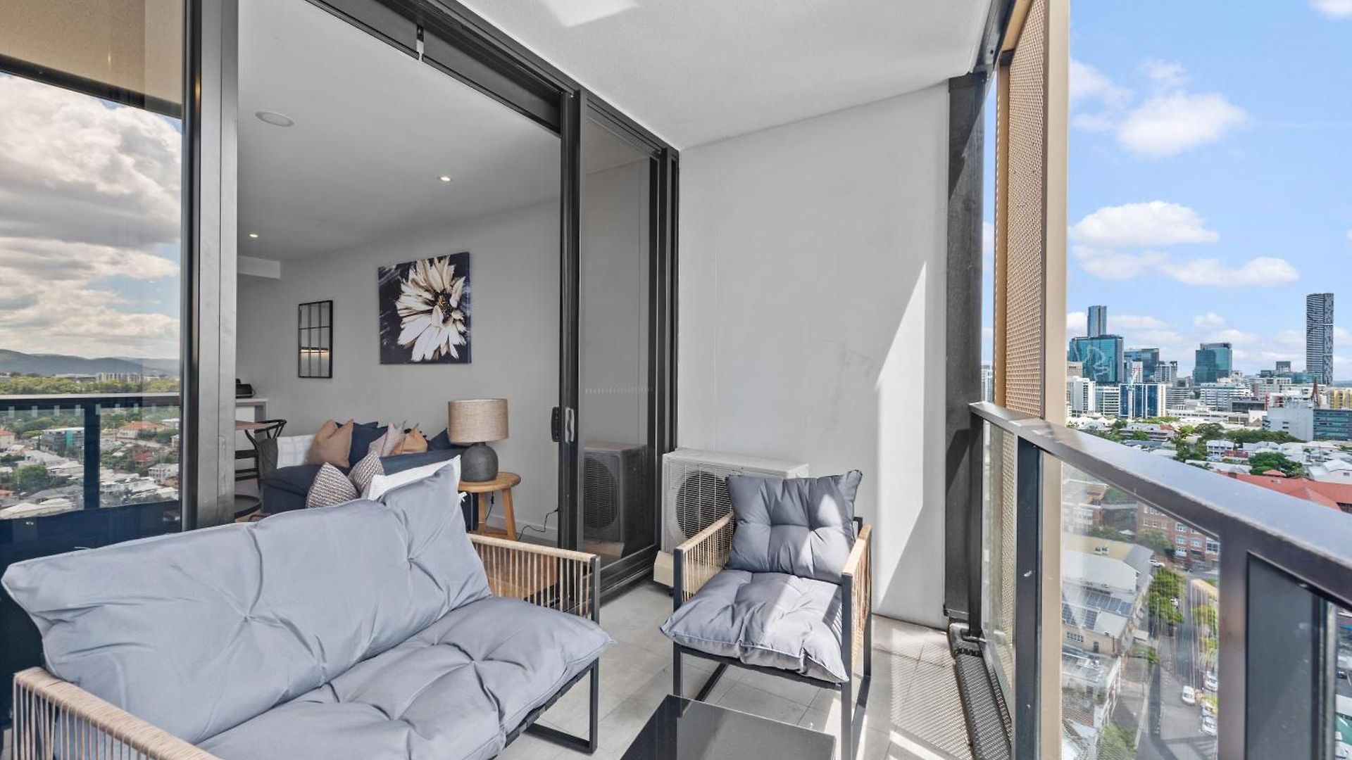 Mountain View 2br With Pool, Huge Gym And Parking *