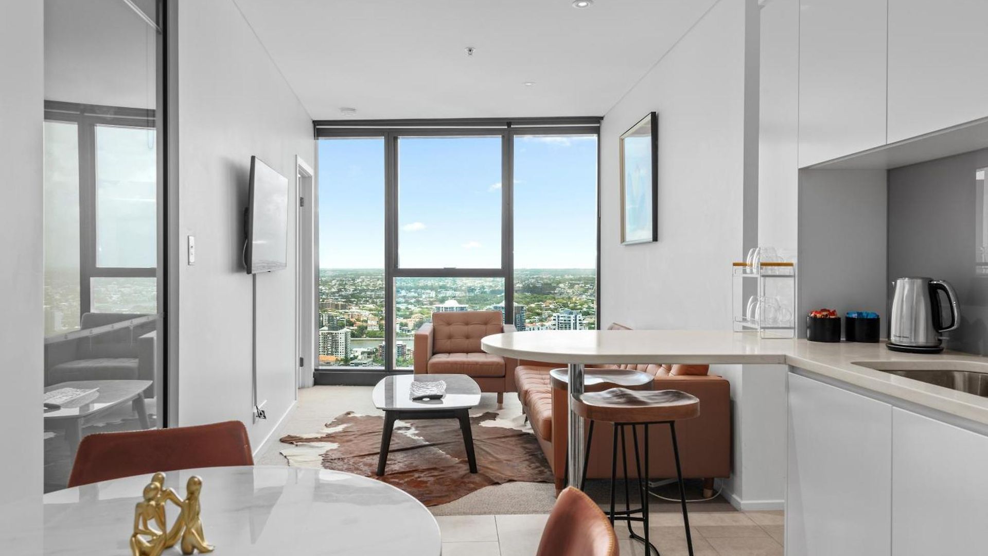 Apartment Cbd 2br With Breathtaking Views, Pool & Gym
