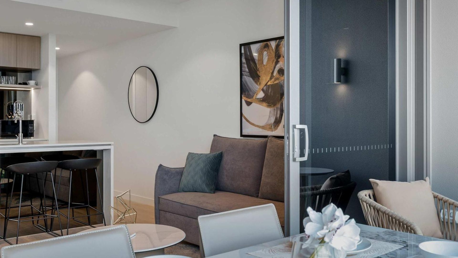 Luxury Retreat Qwr River & Views Apartment