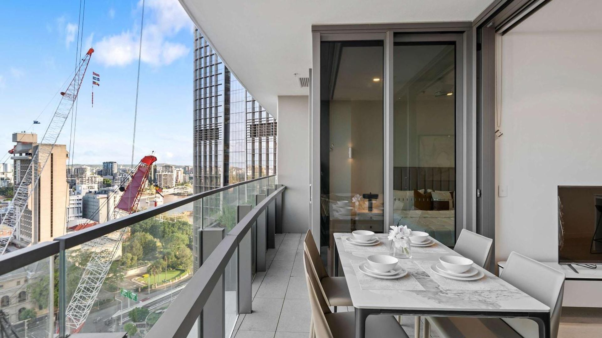 Apartment Luxury Retreat Qwr River & Views *