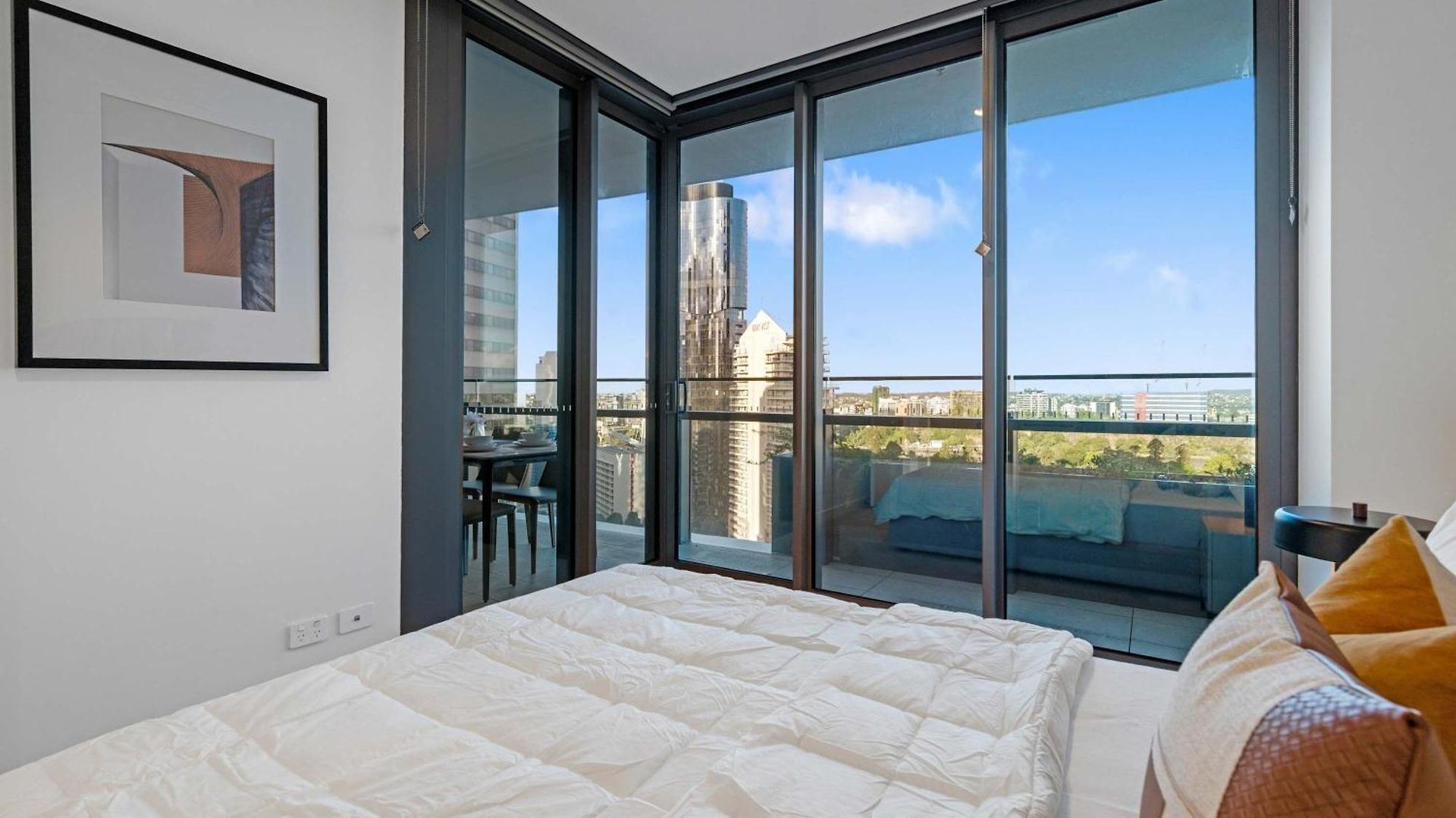 Luxury Retreat Qwr River & Views Apartment *