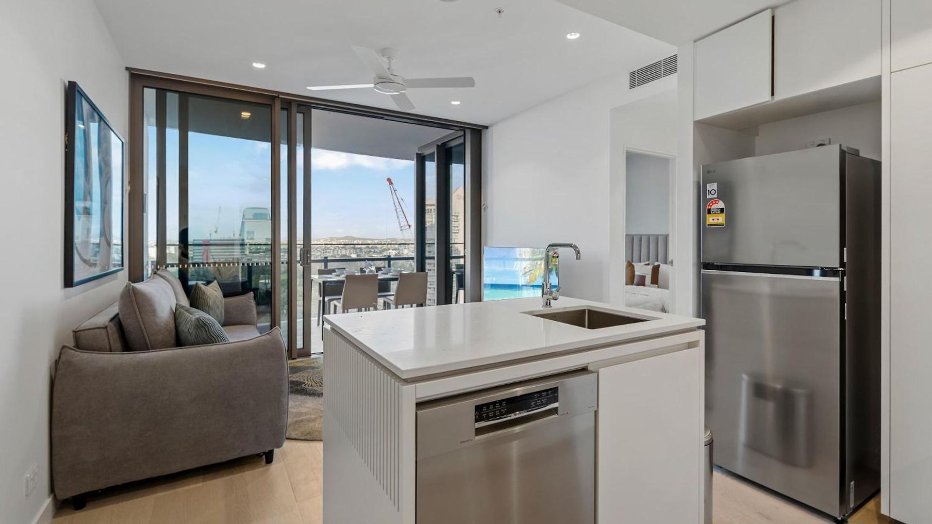 Luxury Retreat Qwr River & Views Apartment *