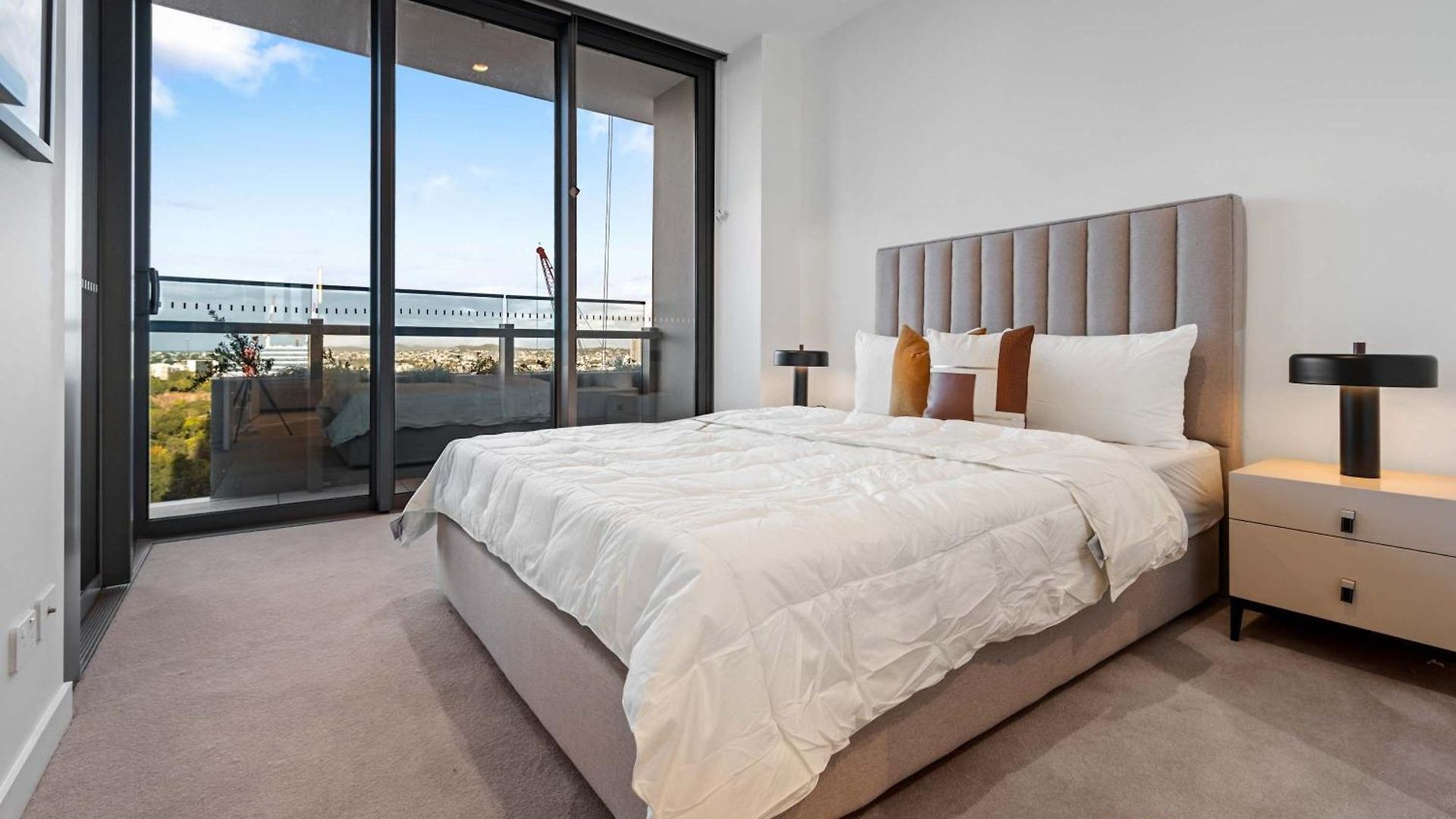 Luxury Retreat Qwr River & Views Brisbane