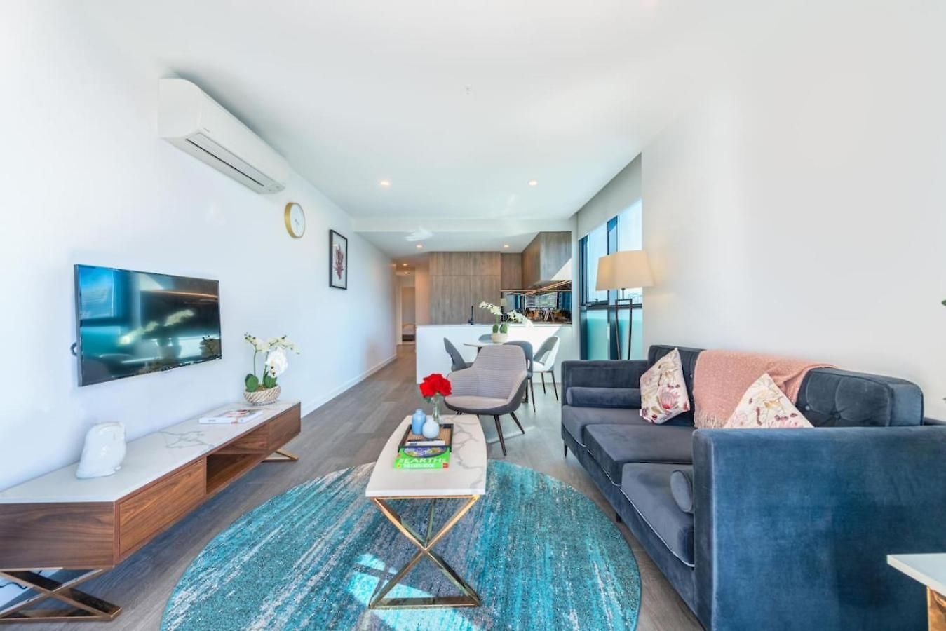 2br Luxury Retreat With Rooftop Pool Access Apartment Brisbane
