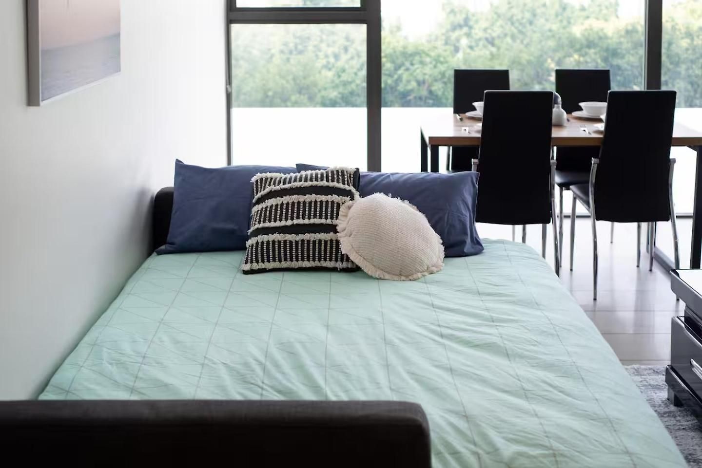 Million Dollar Views And Location! Walk To Cbd! Apartment Brisbane