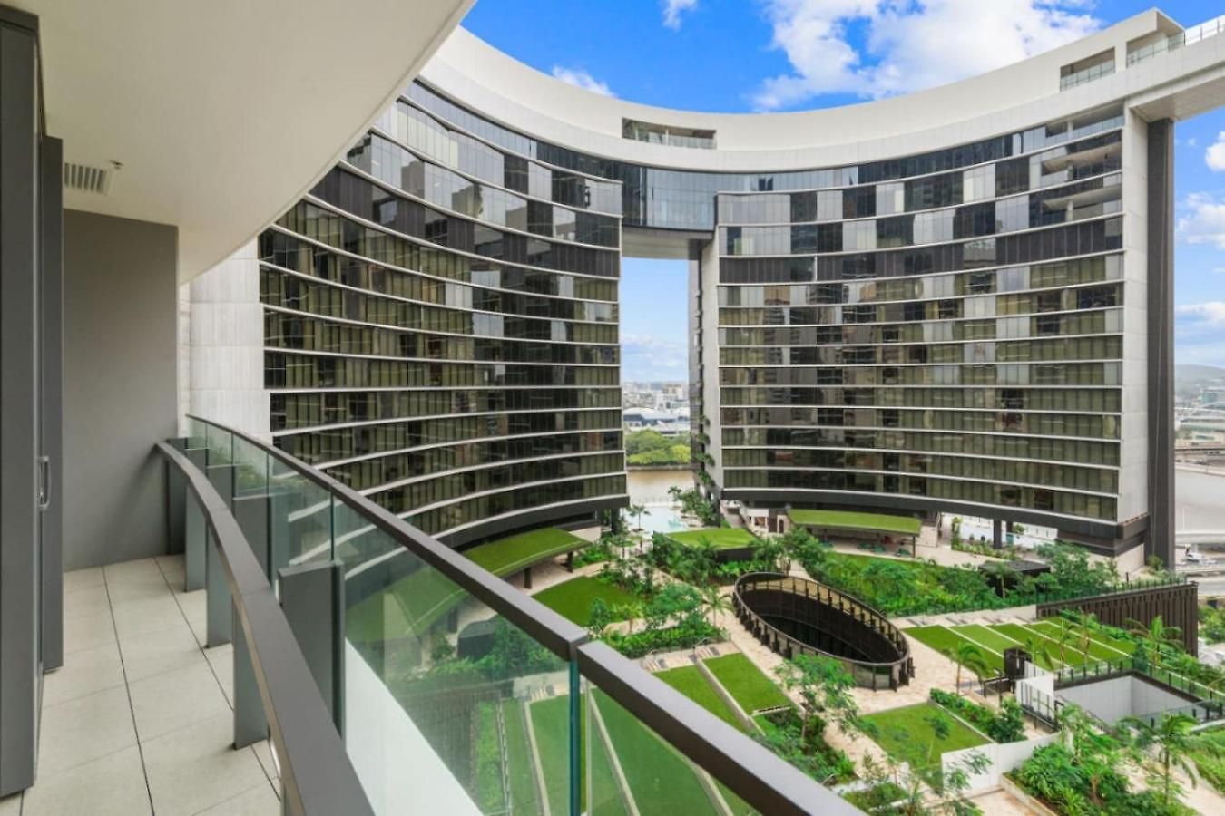 Apartment Gem Walk To River Attractions Brisbane