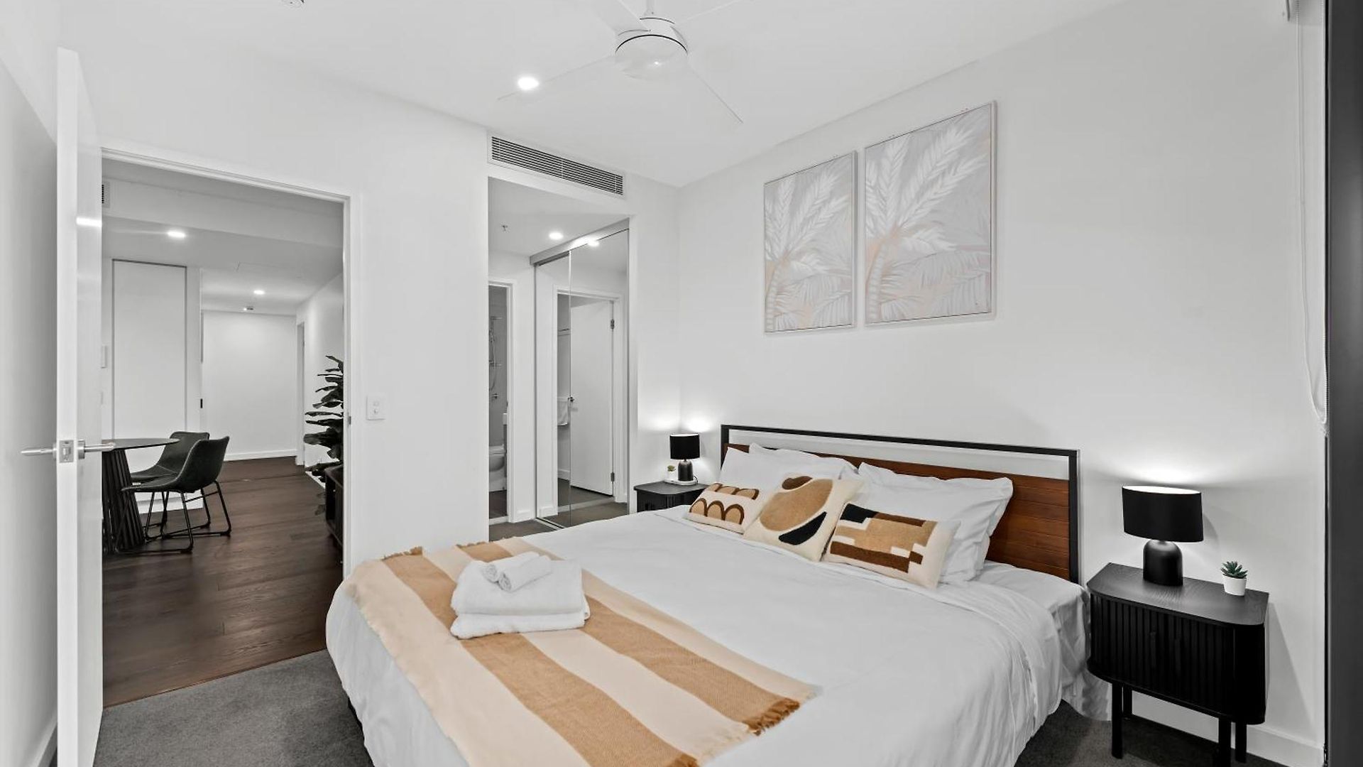 Apartment View With Balcony, King Bed And Rooftop