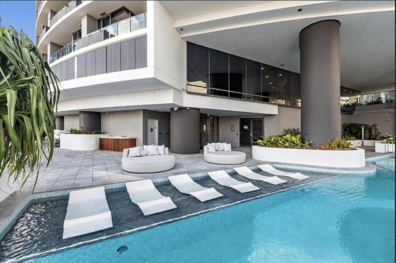 Citybeach At Queens Wharf With Spectacular Views Includes Parking Apartment Brisbane
