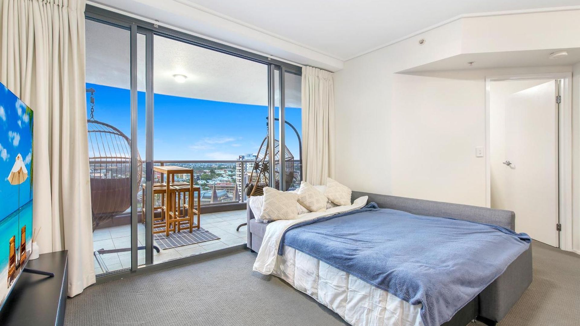 Hotel Arcade In The Sky Brisbane