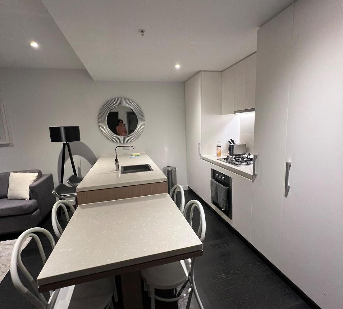 Entire Flat W Infinity Pool And 5m Walk To Valley Station *