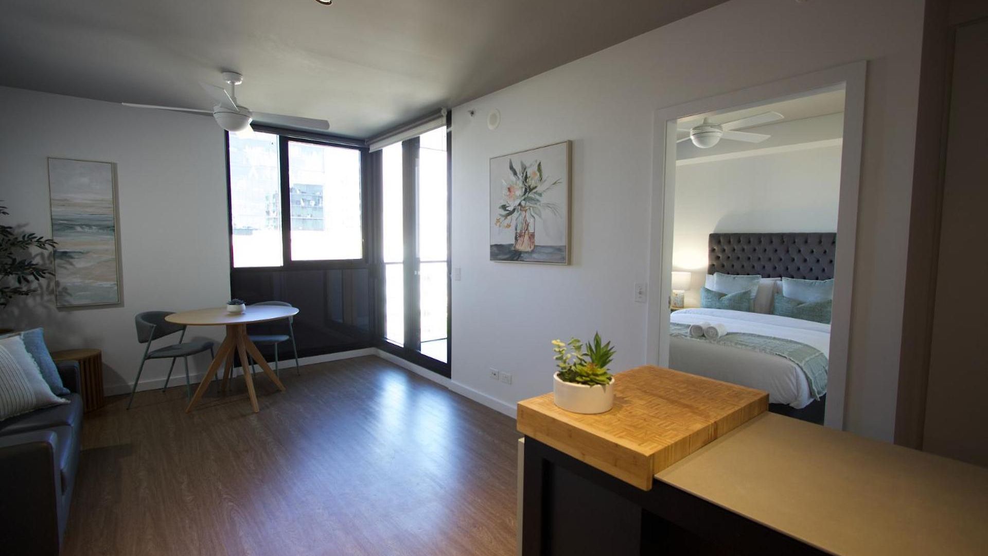 Apartment 1bed - Valley Fringe - Free Parking Brisbane