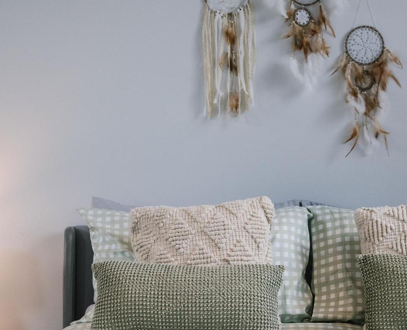 Boho Retreat - Walk To Gabba Stadium - Free Parking Apartment