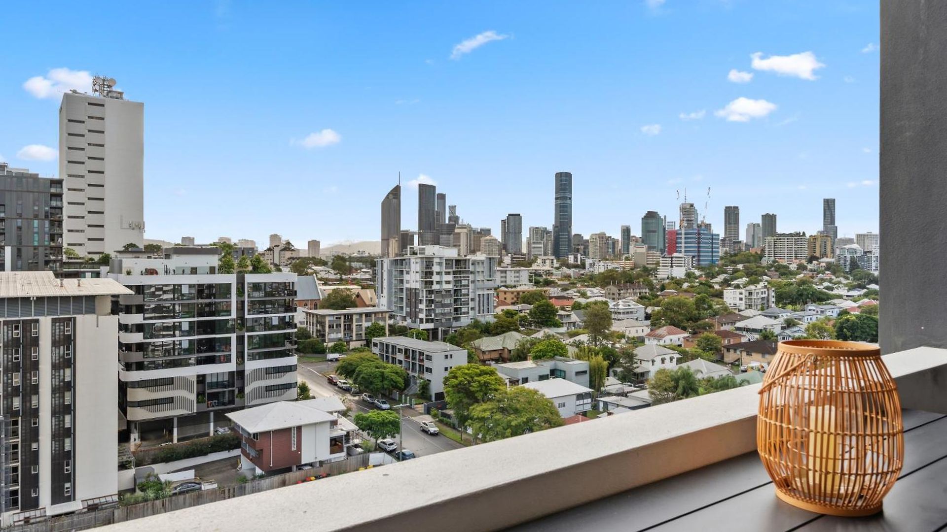 Apartment Boho Retreat - Walk To Gabba Stadium - Free Parking