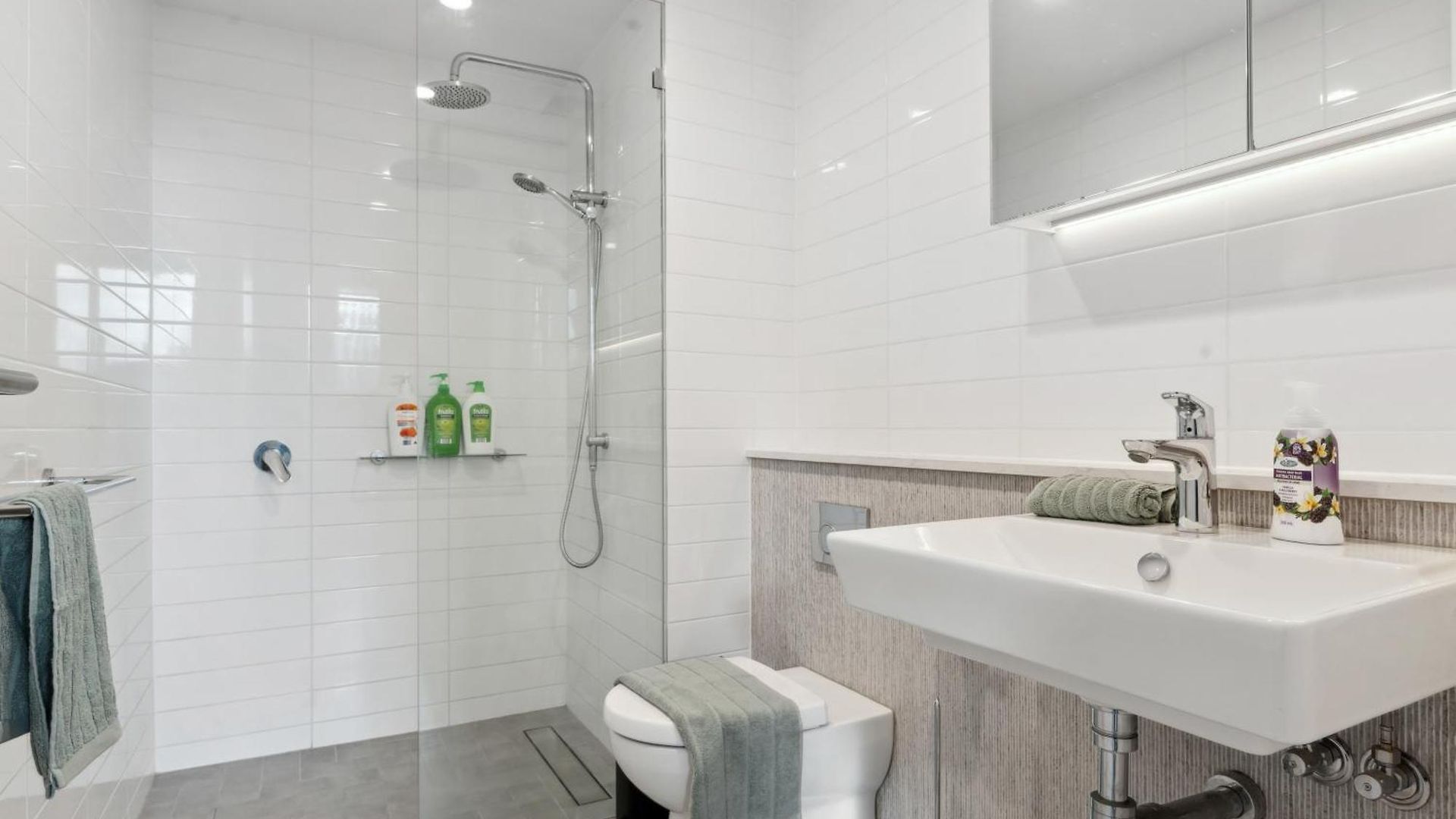 Apartment Boho Retreat - Walk To Gabba Stadium - Free Parking Brisbane