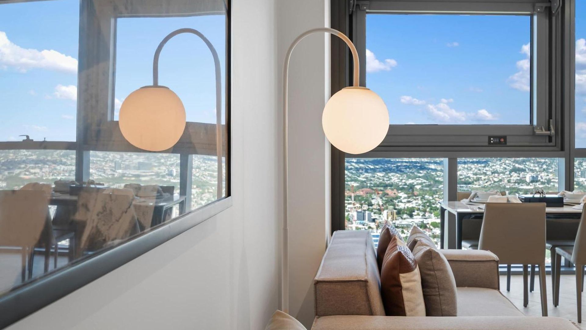 Luxury River & Access Apartment Brisbane
