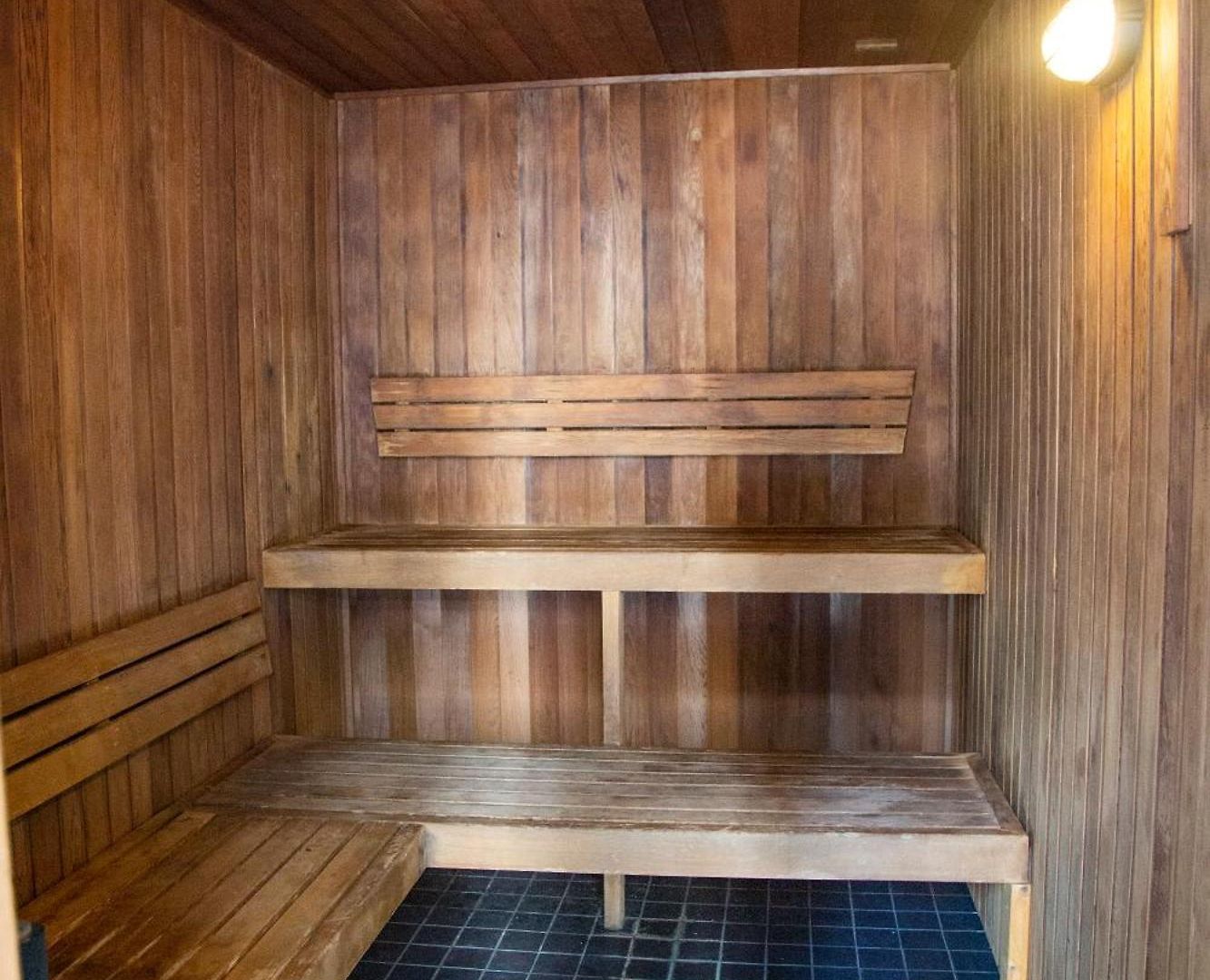 Homestay Private Cbd Bedroom In A Shared On River