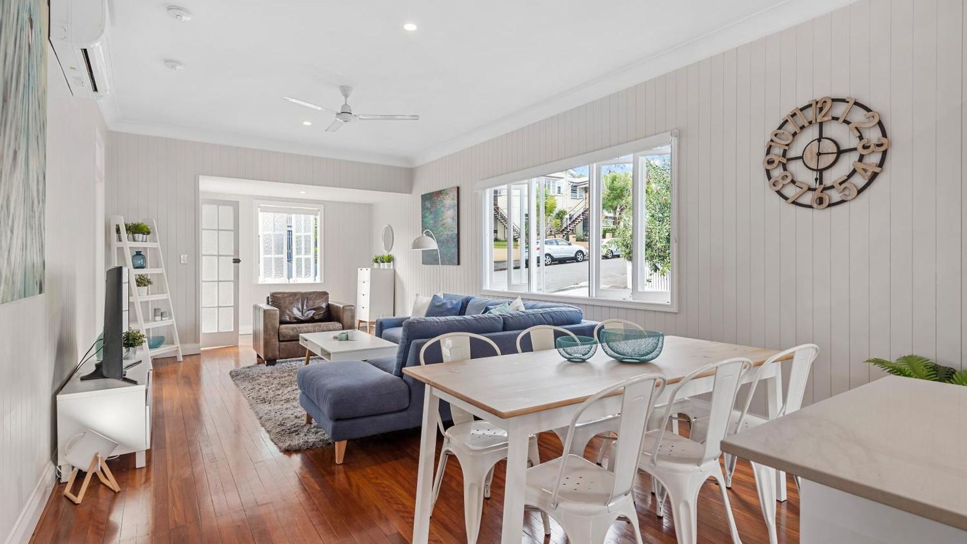 Charming Short Distance To Cbd With Parking Apartment