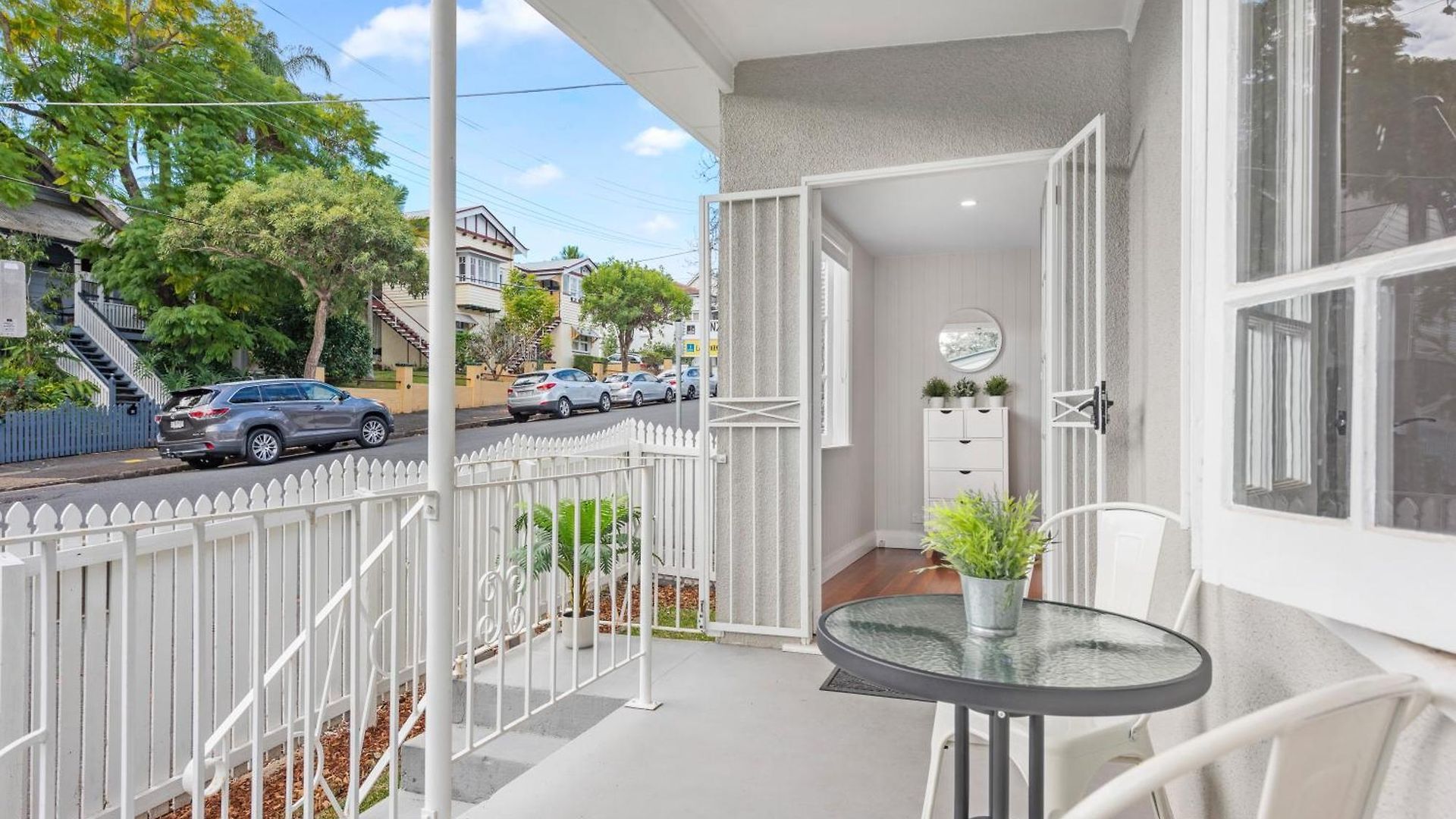 Apartment Charming Short Distance To Cbd With Parking Brisbane