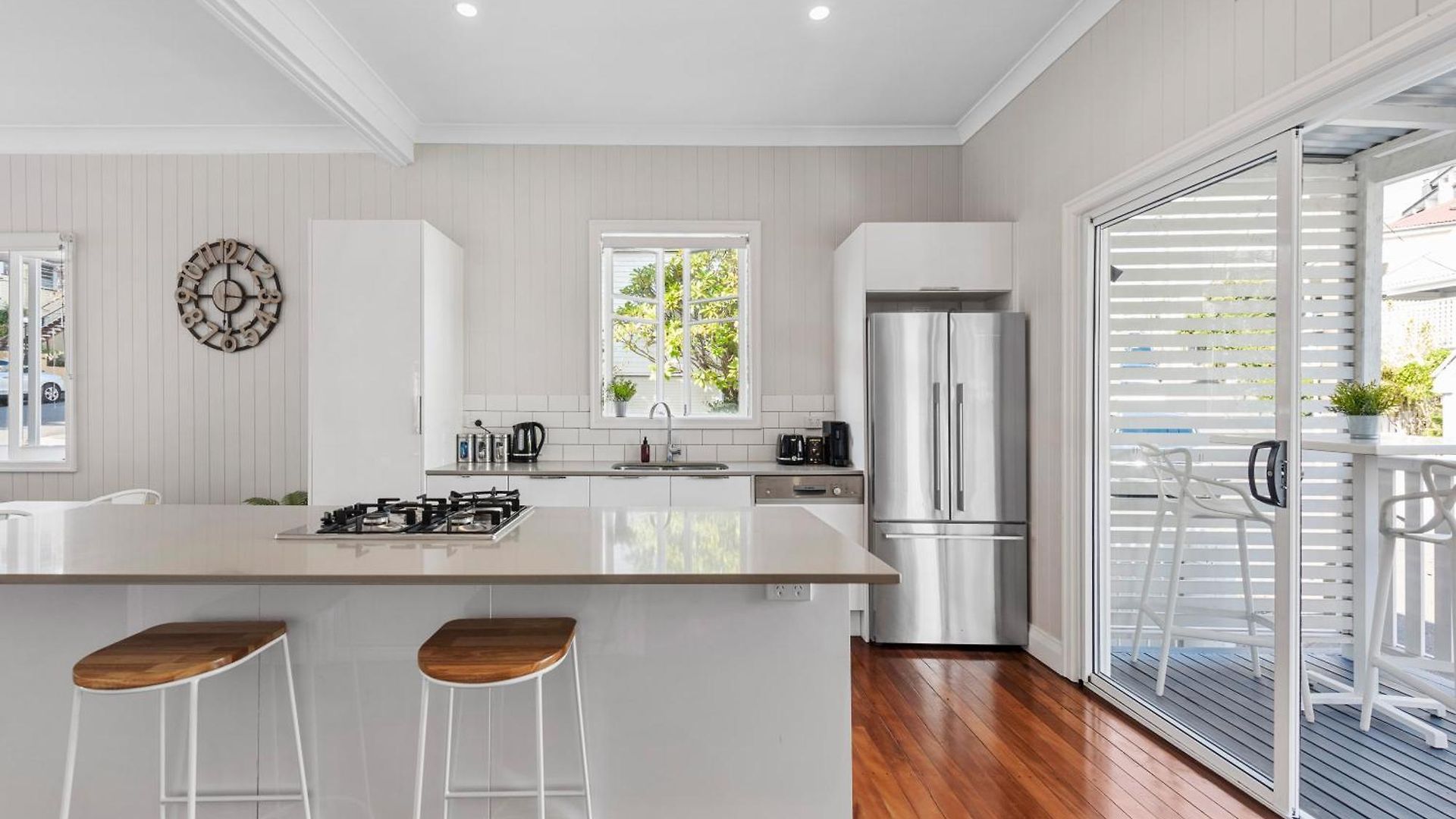 Apartment Charming Short Distance To Cbd With Parking