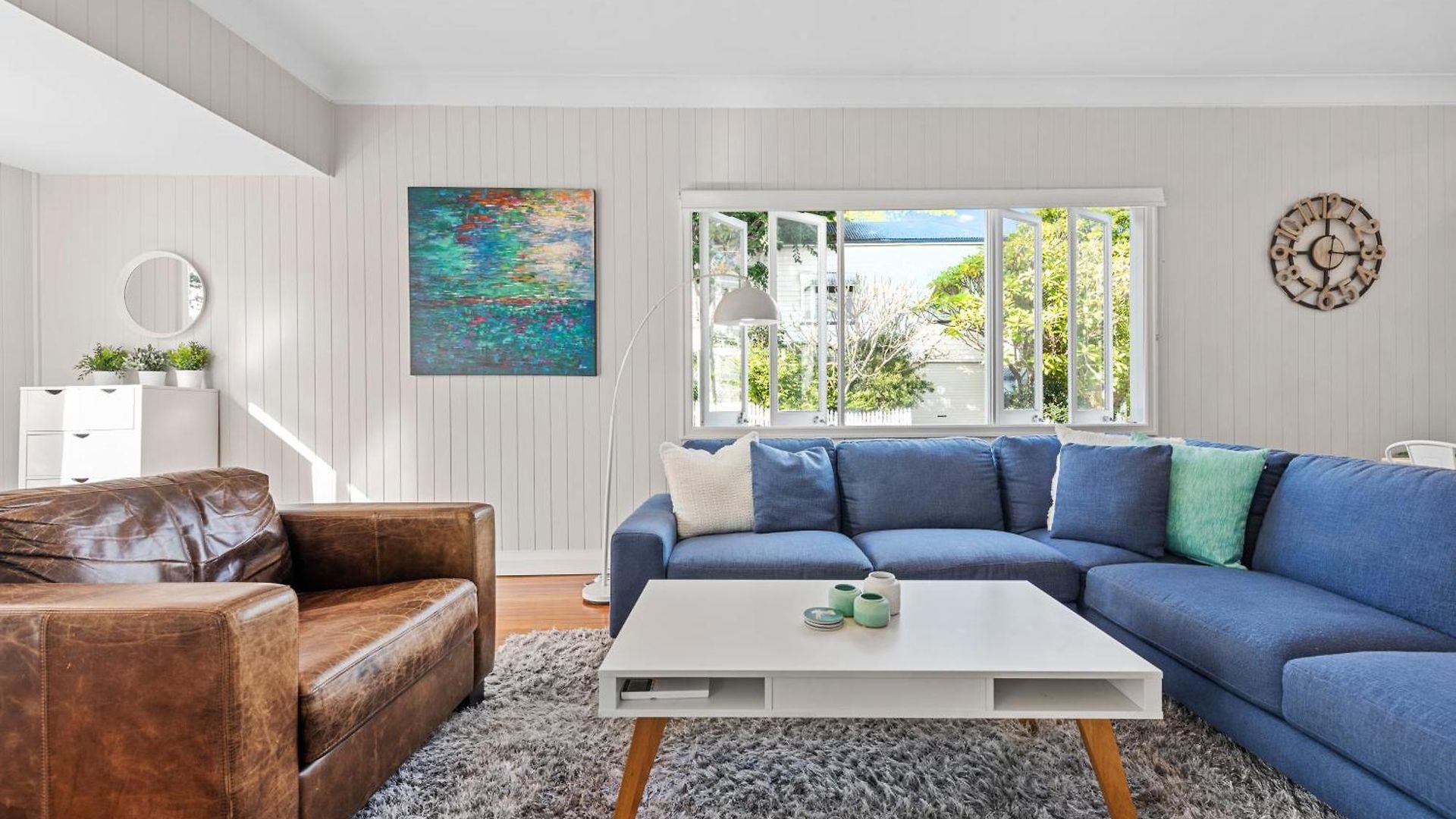 Charming Short Distance To Cbd With Parking Apartment Brisbane