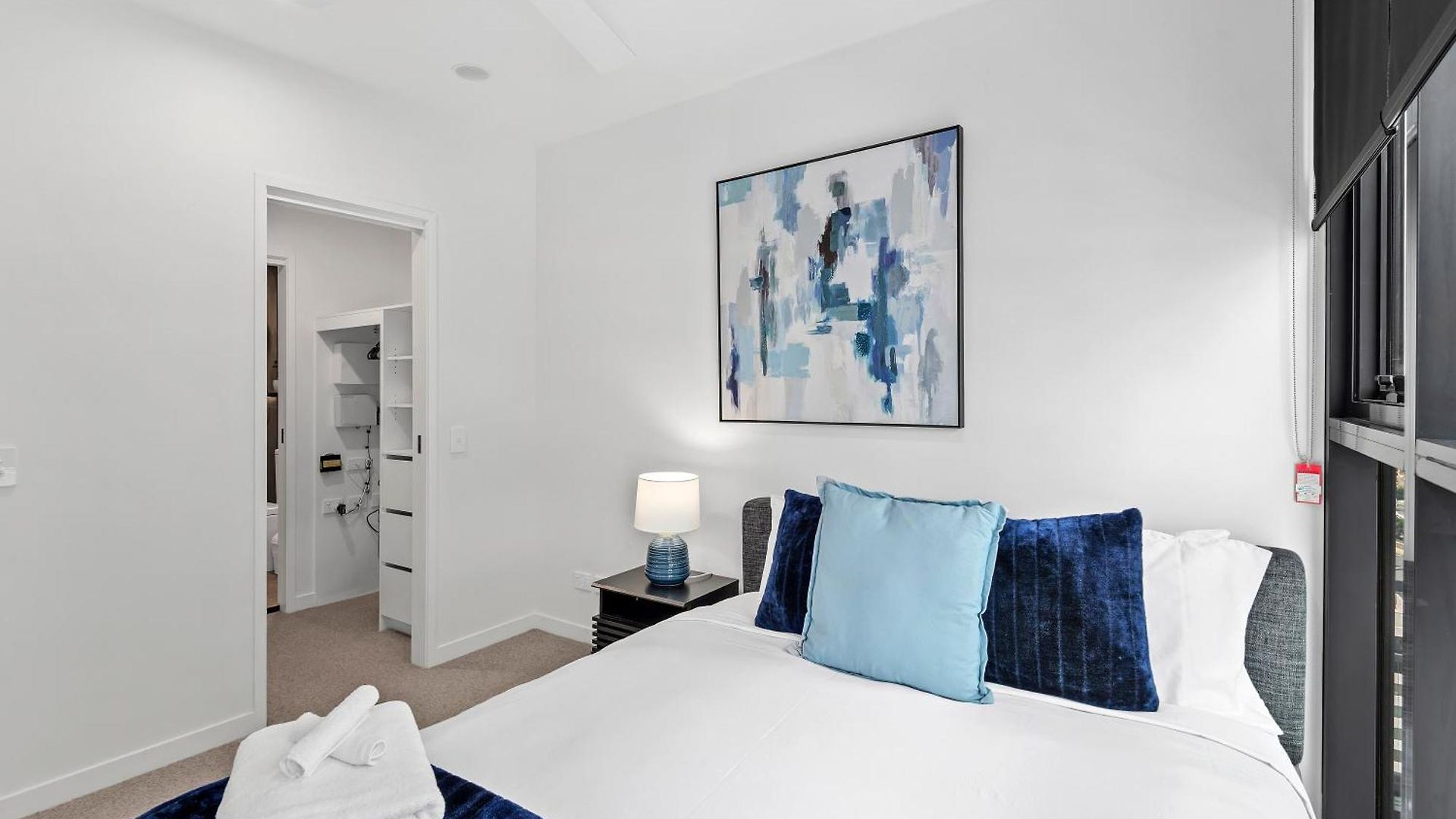 Stylish And Modern Valley Pad With Rooftop Pool And Wifi * Brisbane
