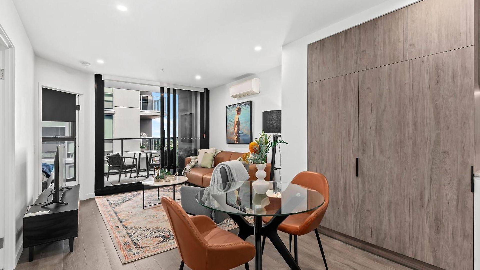Stylish And Modern Valley Pad With Rooftop Pool And Wifi