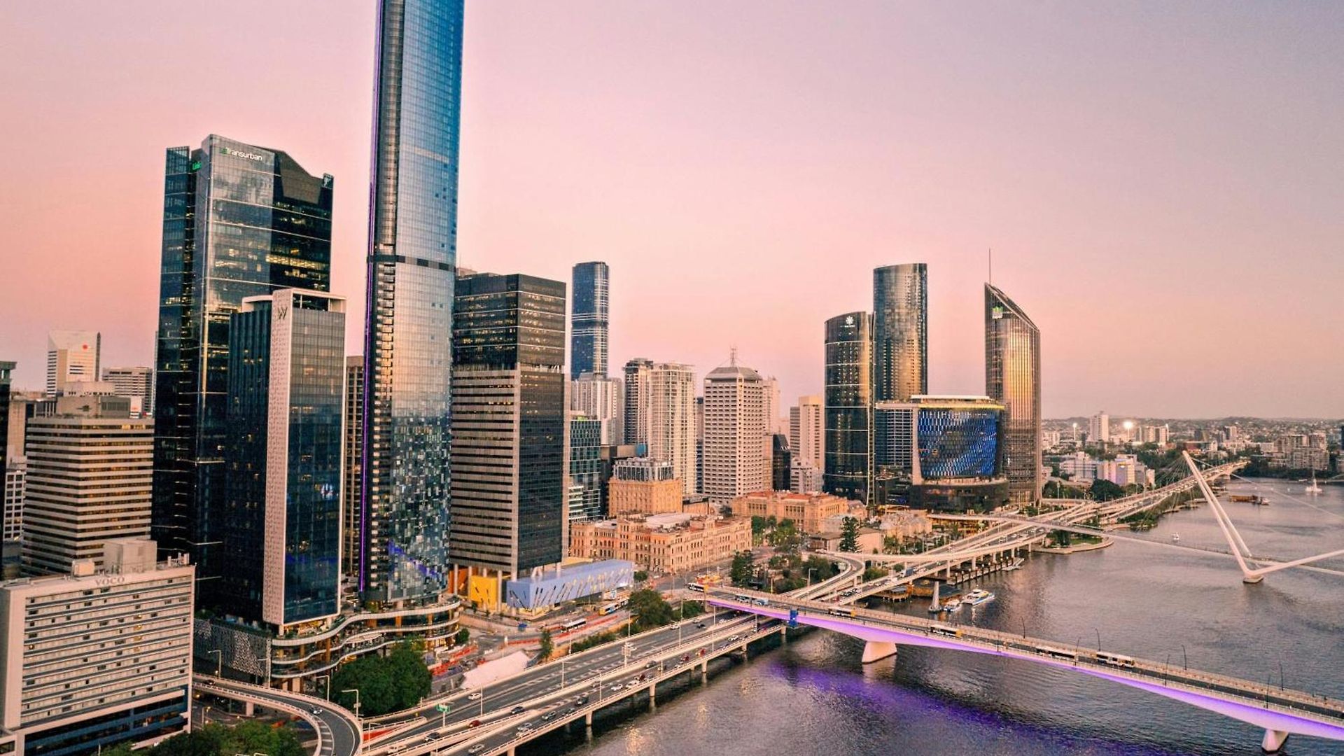 W 5* Brisbane