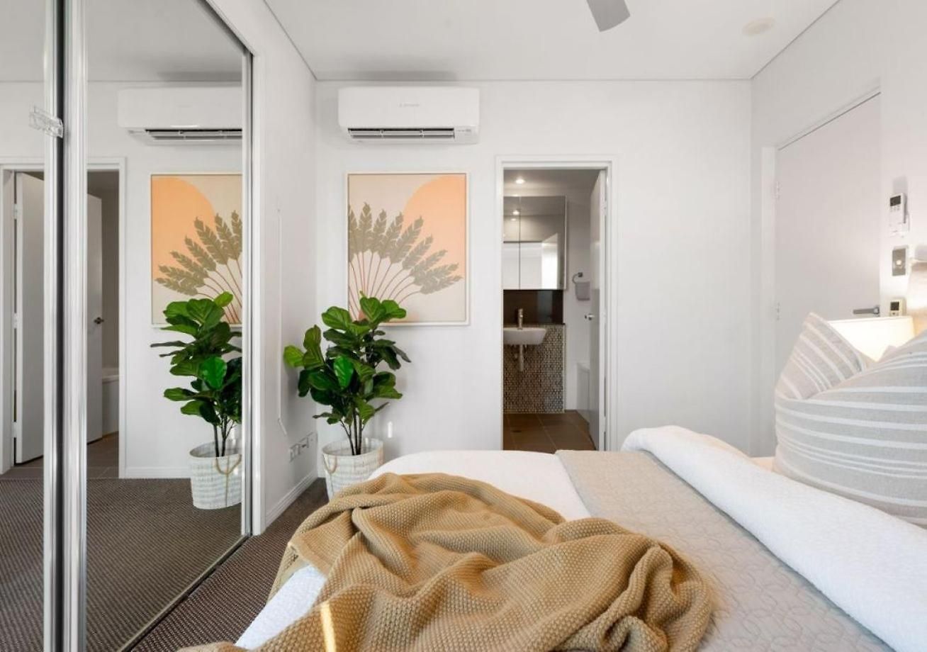Apartment Indulgence At Meriton, Spectacular Views, Sleeps 6 Includes Carpark Brisbane