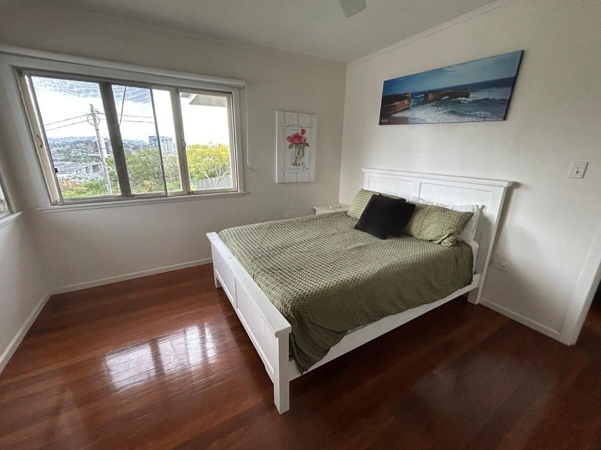 Apartment Hill 2-bedroom With Charming View Brisbane