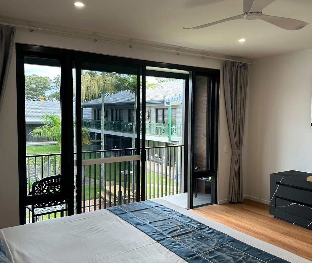Oxley Motor Motel 4*