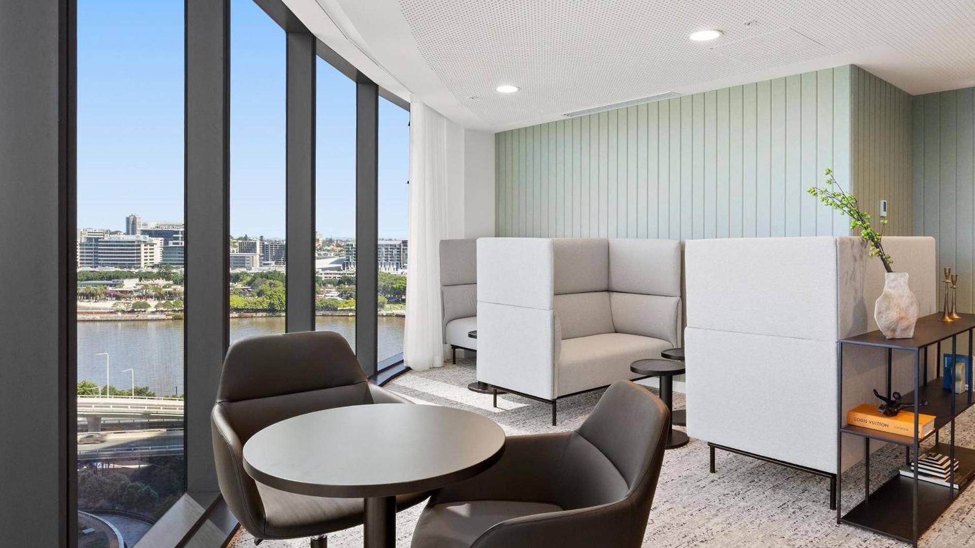 Avani Living Queen's Wharf Residences 5*