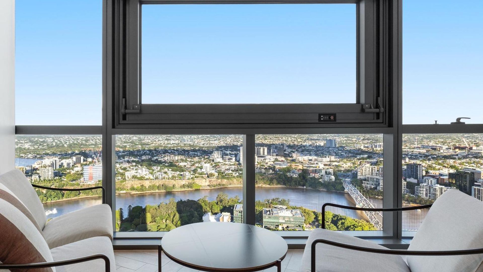 Avani Living Queen's Wharf Residences 5*