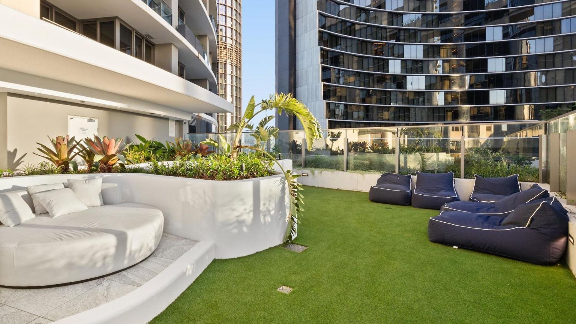 Avani Living Queen's Wharf Residences 5*