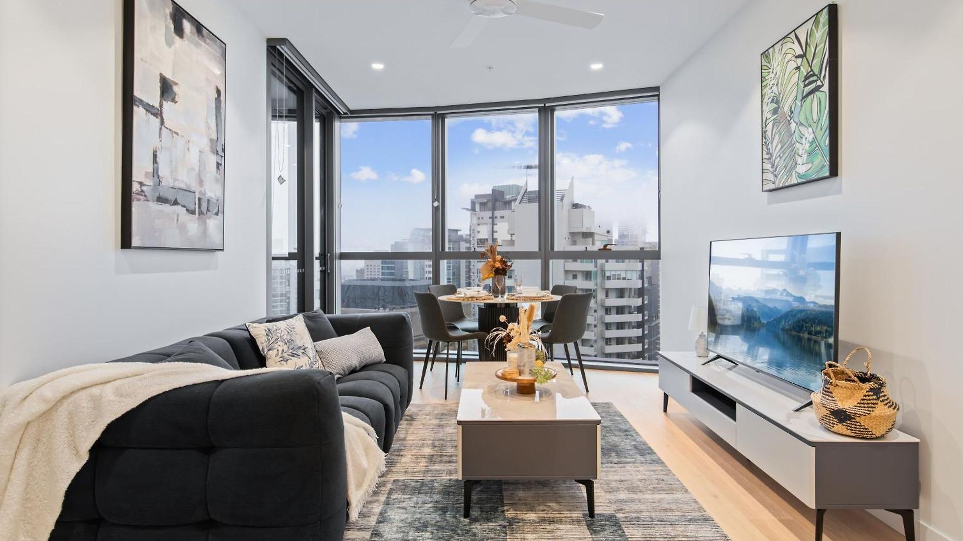 Apartment Sky Living & River Views In Queens Wharf Residences Brisbane
