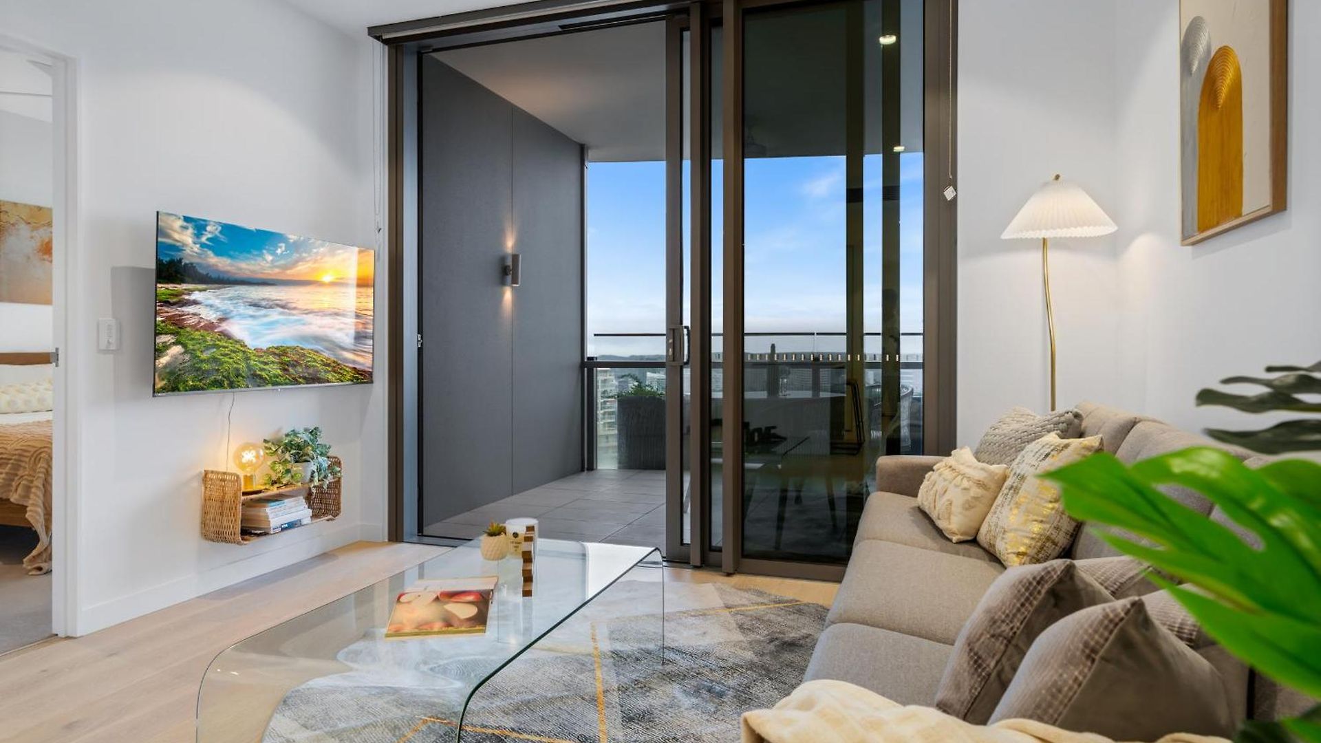 Sky Living & River Views In Queens Wharf Residences Apartment *