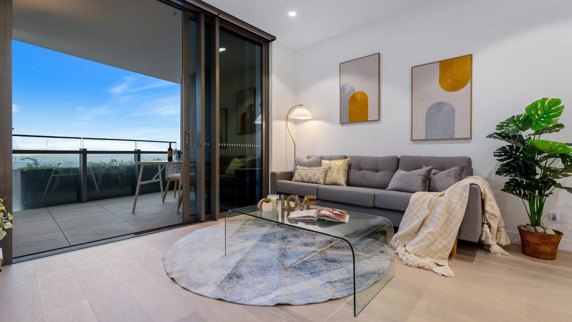 Apartment Sky Living & River Views In Queens Wharf Residences *