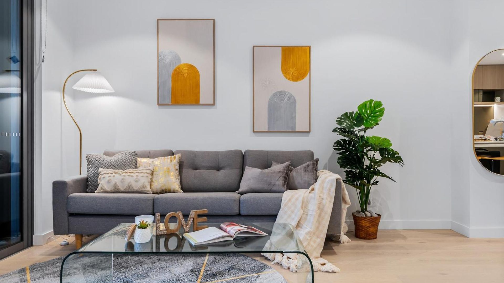 Sky Living & River Views In Queens Wharf Residences Apartment Brisbane