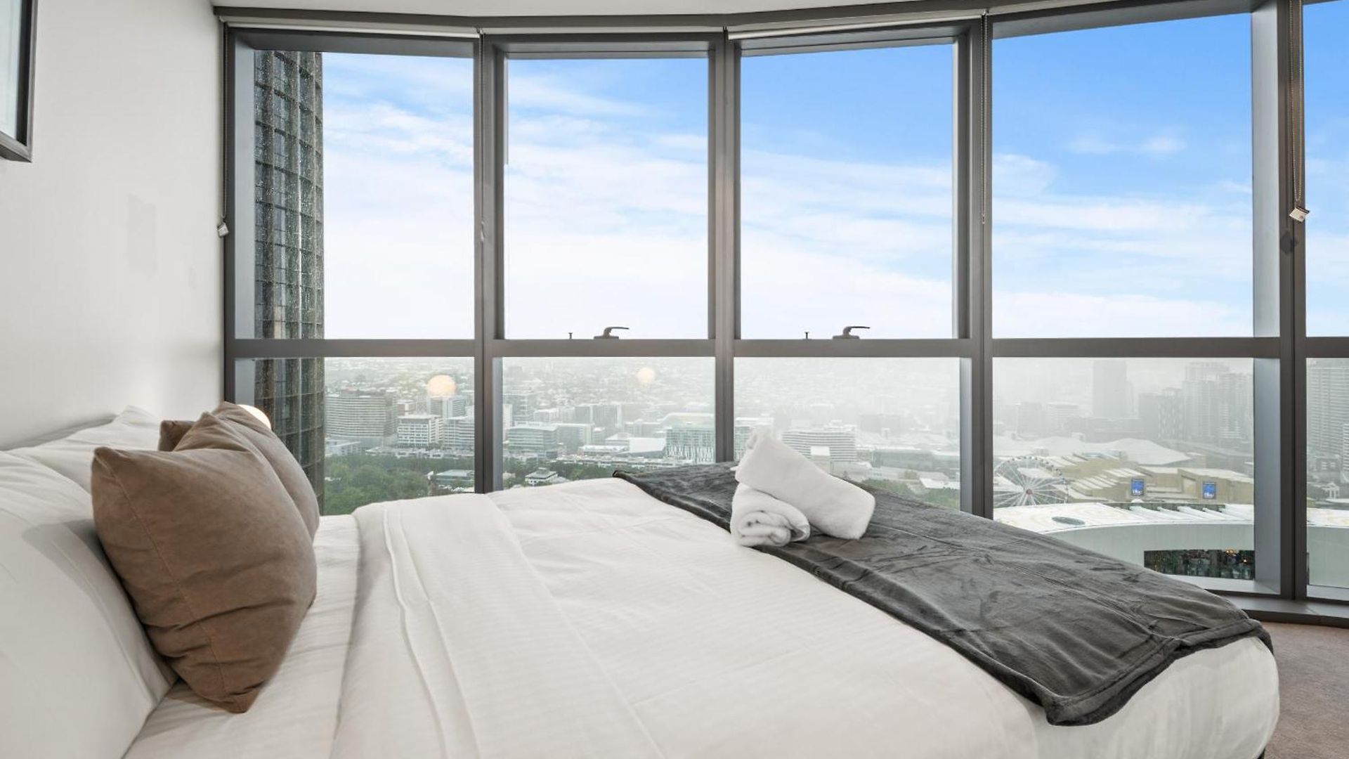 Sky Living & River Views In Queens Wharf Residences * Brisbane