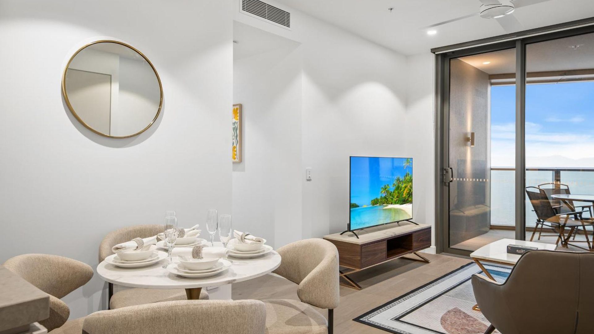 Sky Living & River Views In Queens Wharf Residences